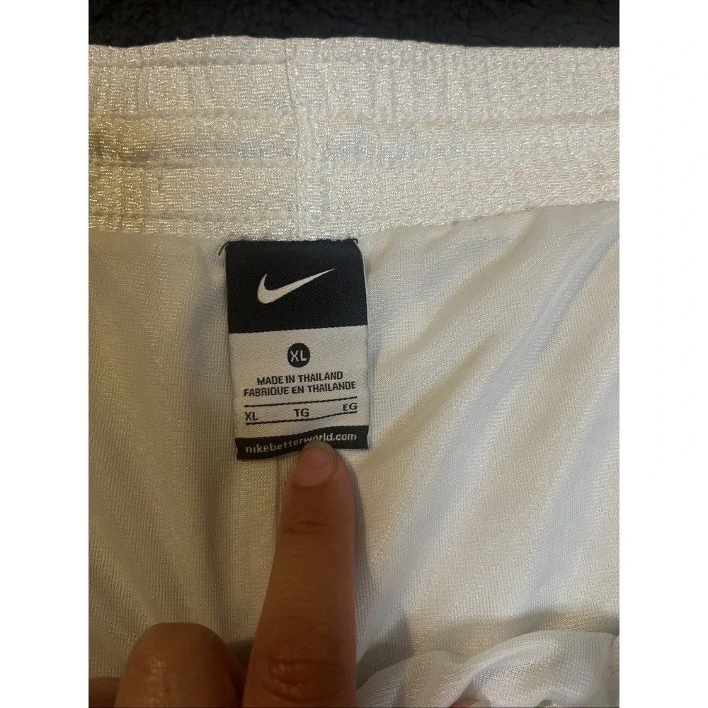 Nike basketball Shorts mens XL white dazzle silky shiny vintage